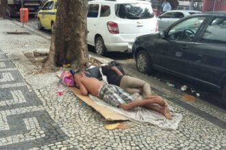 Fracasso no acolhimento: de 2 mil abordados em Copa, só 35 aceitam ir para abrigo da prefeitura