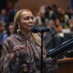 Deputada Tia Ju denuncia impunidade e celebra aprovação da campanha 'Banco Vermelho'