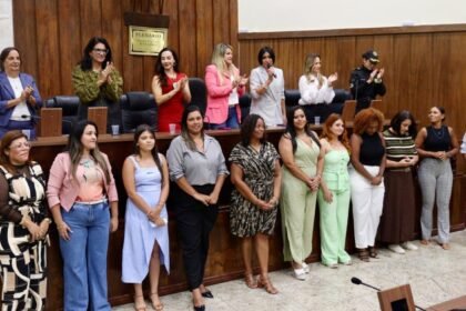 Mulheres no Poder: Prefeitura de Meriti celebra liderança feminina em evento na Câmara