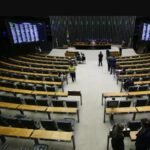 Congresso esvaziado: janela partidária e feriado travam votações