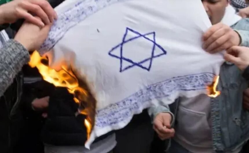 Brecha jurídica pode enfraquecer combate ao antissemitismo no Brasil