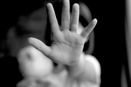 'Tapa na cara': lei garante liberdade a menor acusado de estupro coletivo em Copacabana