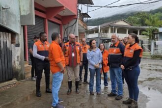 Deputada intensifica visitas a municípios atingidos pelas chuvas no RJ 