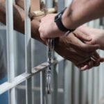 Chega de moleza! Congresso pode obrigar presos a usar salários para indenizar vítimas