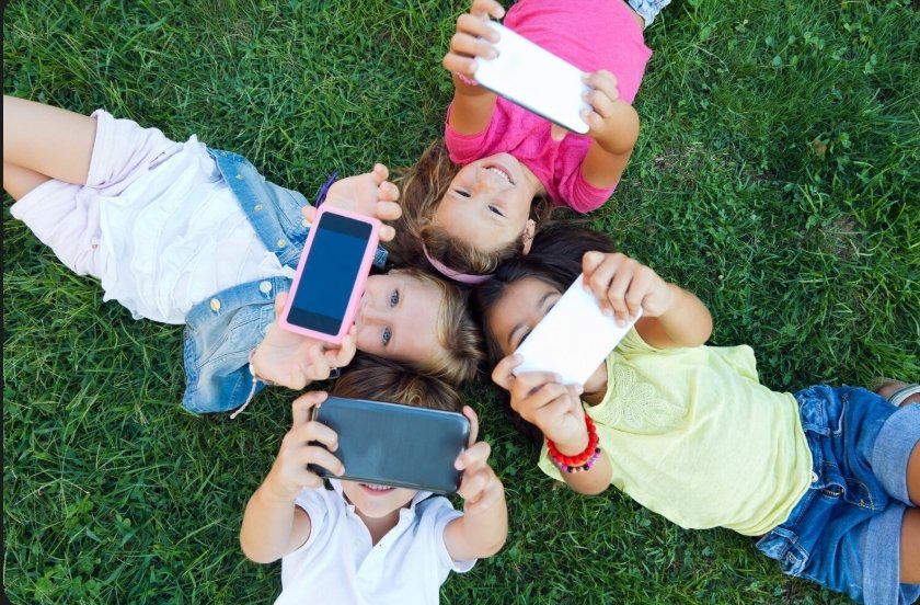 Alerj aprova política inédita sobre uso consciente do celular