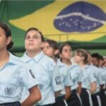 Pazuello quer resgatar modelo de sucesso das escolas cívico-militares abandonado por Lula