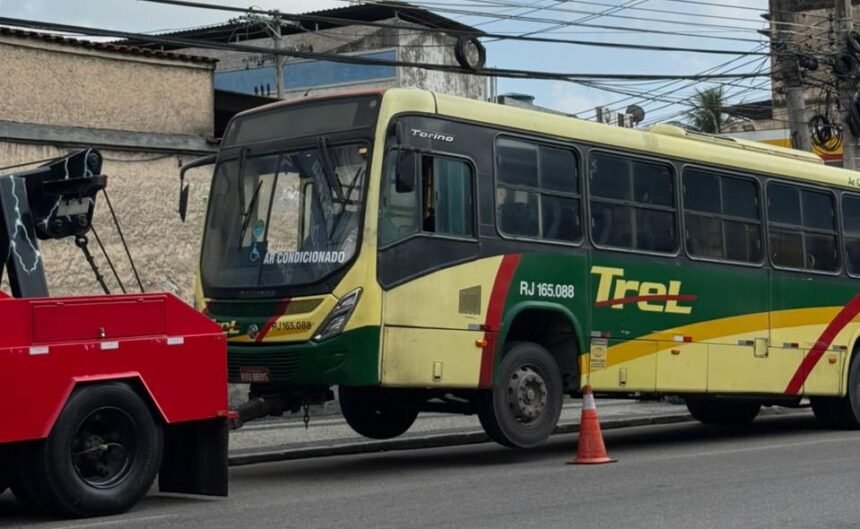 Risco para os passageiros: ação do Detro com a Alerj recolhe ônibus em má conservação