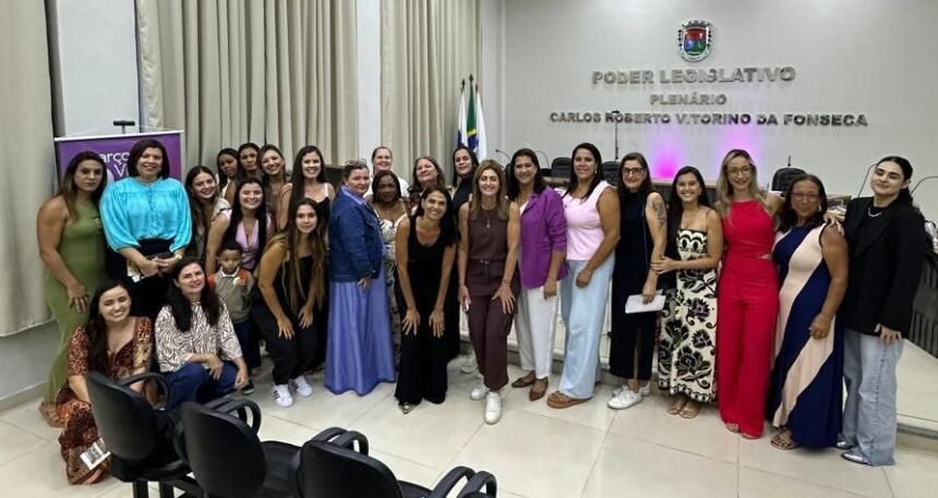 Célia Jordão visita o Norte e Noroeste fluminense para prestar contas do mandato