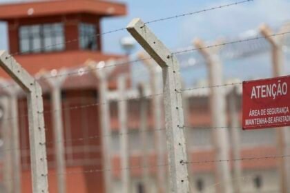 Projeto endurece regras para visitas de autoridades a presos