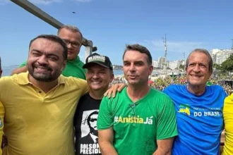 cláudio castro, flávio bolsonaro e valdemar costa neto