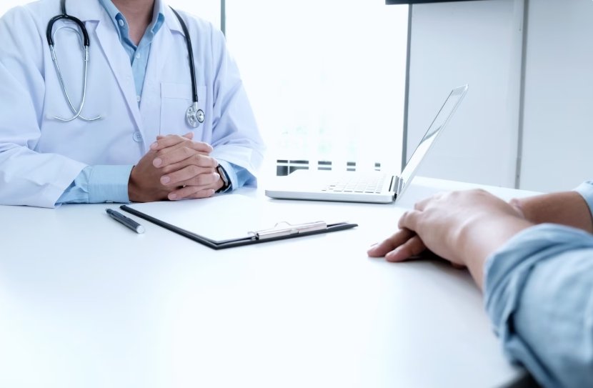 Pacientes terão direito a aviso sobre atrasos em consultas médicas