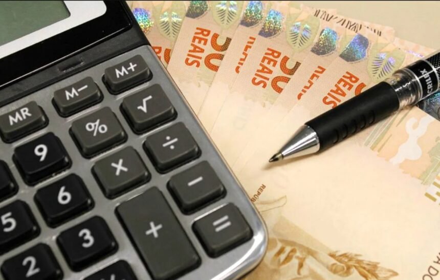 Recorde de impostos: carga tributária dispara e drena o bolso do contribuinte