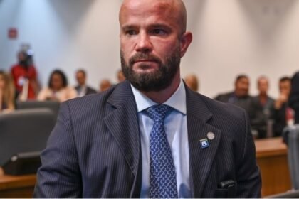Voz implacável em defesa dos valores conservadores e contra desperdícios, Renan Jordy toma posse como titular na Alerj