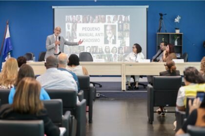 Alerj lança guia para combater preconceito contra idosos e cobra mais respeito à terceira idade