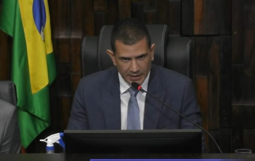 Na primeira sessão sob seu comando, Ruas prega pacificação e atua para destravar emendas na Alerj