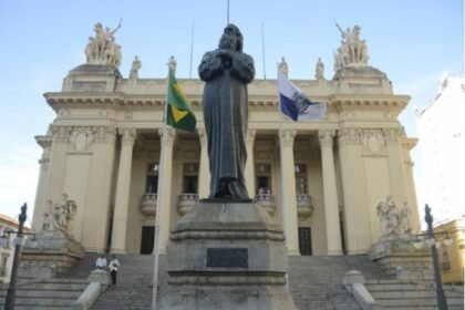 Baixada Fluminense no centro do poder: Palácio Tiradentes recebe mostra inédita com 45 obras de artistas da região
