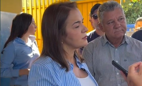 'Ou resguardamos nossos direitos ou perdemos a identidade de mulher': prefeita sanciona lei que barra trans em banheiro feminino