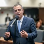 Pedágio trava motos na Transolímpica e deputado cobra papa-fila e até isenção de tarifa