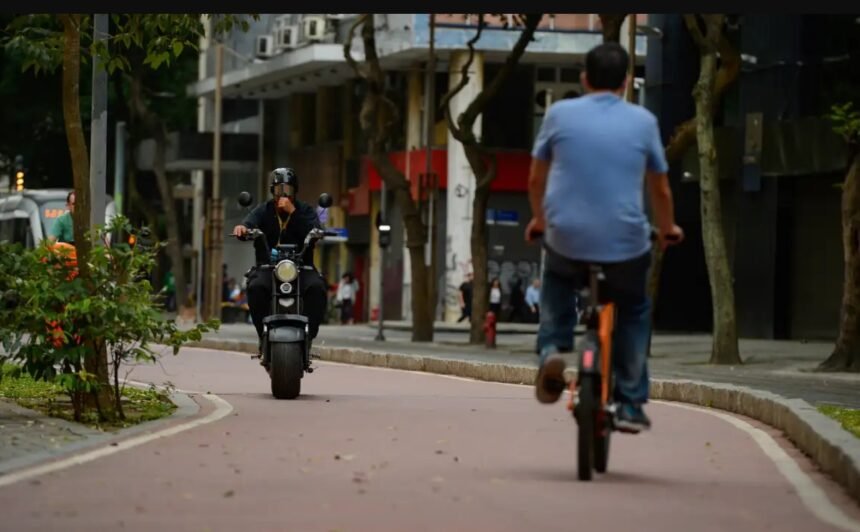 Após tragédia na Tijuca, Prefeitura do Rio endurece regras para ciclomotores e bicicletas elétricas