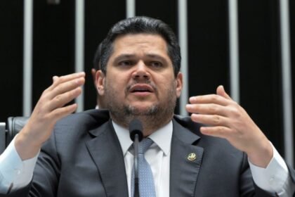 Pressão sobre Alcolumbre: oposição articula sessão exclusiva para votar PL da Dosimetria