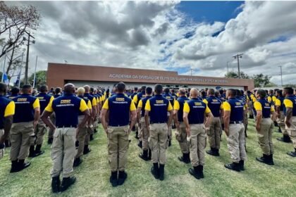 Cofres abertos, medalhas reluzentes: a pressa da Prefeitura em gastar antes de mostrar resultados