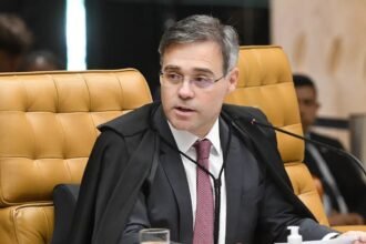 Ministro do STF tem trajetória religiosa e pública reconhecida pela Alerj