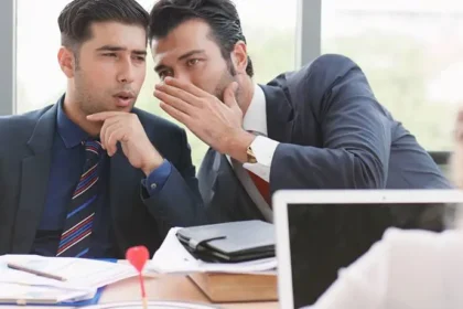 boatos no ambiente de trabalho