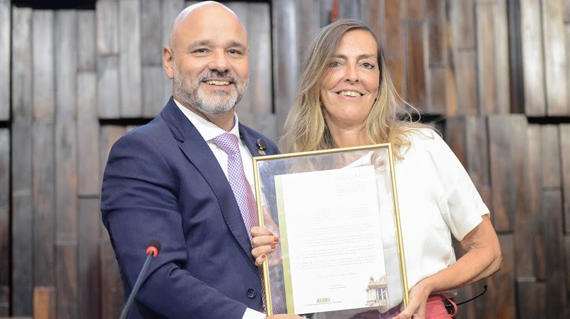 Alerj debate Ciência na vida das pessoas e homenageia Tatiana Sampaio