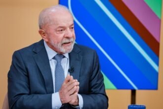 LULA NÃO BATE ADVERSÁRIOS: rejeição supera aprovação e presidente empata com rivais, diz PoderData