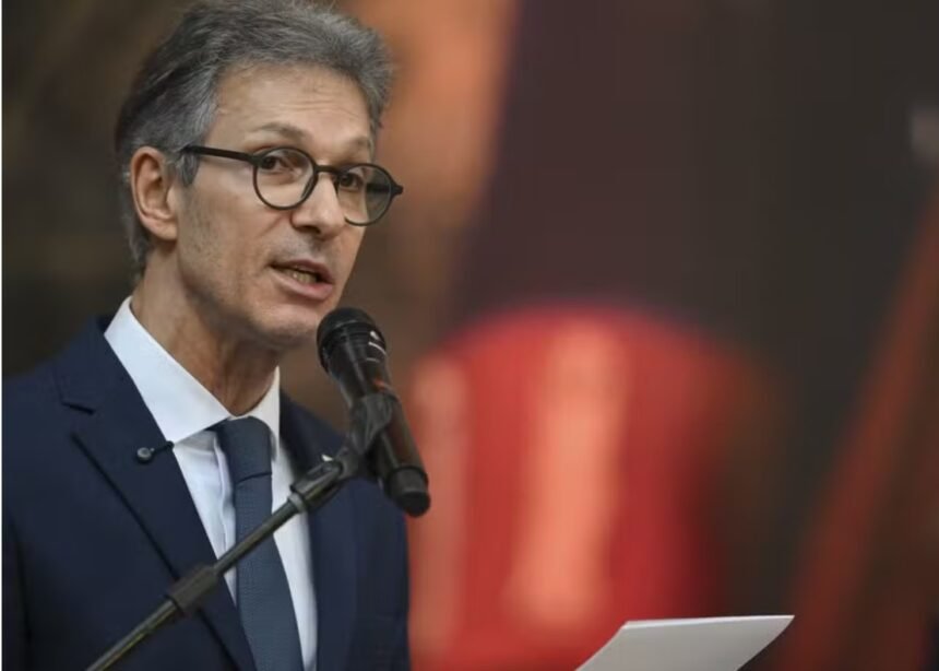 Zema dispara contra 'impunidade' e 'máquina travada': 'o Brasil não anda'