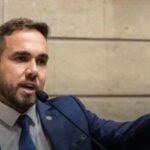 'PRENDE HOJE, SOLTA AMANHÃ': vereador expõe caso de traficante com ficha extensa liberado em 30 dias no Rio