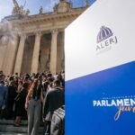 DA ESCOLA AO PLENÁRIO: jovens influenciam leis e ganham força na Alerj