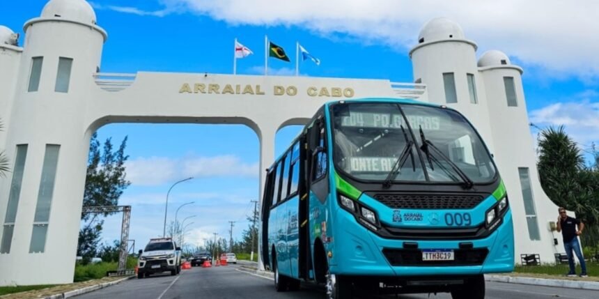 PRESSÃO NAS RUAS: MP cobra ônibus decente e transparência em Arraial do Cabo