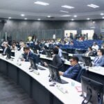 Teresina aprova projeto que barra mulheres trans em banheiros femininos
