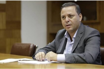 Justiça enterra ação que acusava Rodrigo Neves de abuso de poder nas eleições em Niterói