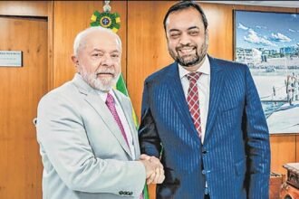 Ricardo Couto cai na pegadinha de Lula: 'Você é o primeiro que vem conversar comigo sobre isso'