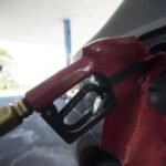 Gasolina mais barata? Câmara corre para votar corte de impostos antes do recesso