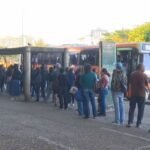 Rio para de novo: trabalhador fica a pé enquanto a crise do transporte vira rotina na capital