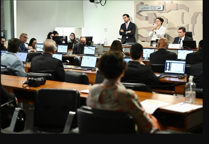 ACABOU A MOLEZA? Senado avança para internar menor infrator por até 10 anos