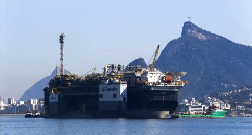 PETRÓLEO SALVA O CAIXA: disparada dos royalties vai zerar rombo nas contas do RJ