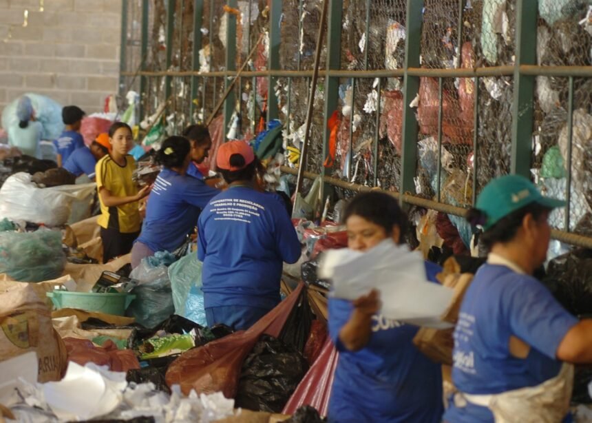 Itaguaí: prefeitura convoca catadores de recicláveis para credenciamento e cadastro