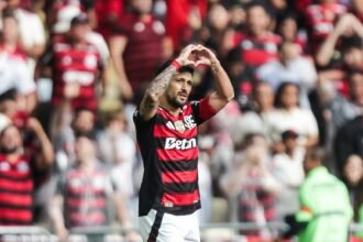 CONSAGRAÇÃO NO RIO: Arrascaeta vai receber a maior honraria do estado