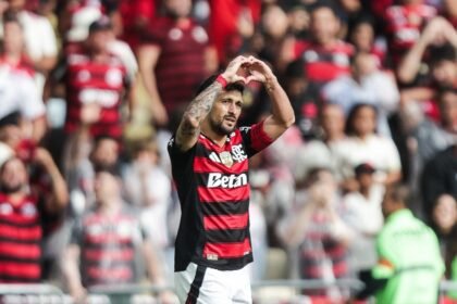 CONSAGRAÇÃO NO RIO: Arrascaeta vai receber a maior honraria do estado