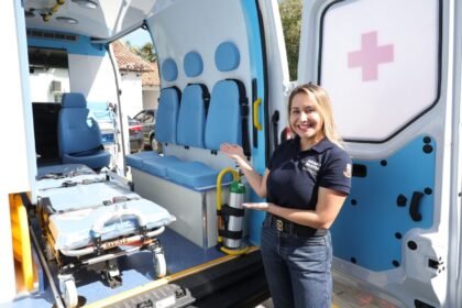 Araruama reforça Saúde com 7 ambulâncias de UTI móvel e 6 novas vans