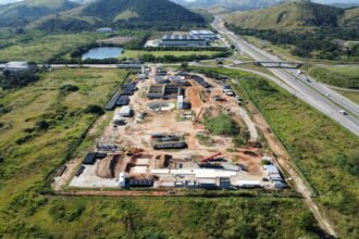 Nova estação leva tratamento de esgoto a 270 mil moradores da Baixada