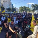 'Trabalhador não é bandido!': camelôs protestam contra Tolerância Zero e acusam Prefeitura de travar licenças