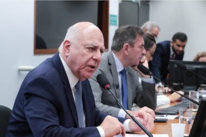 Bilhões a caminho: PEC que aumenta repasses para as prefeituras vai a plenário