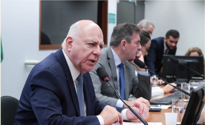 Bilhões a caminho: PEC que aumenta repasses para as prefeituras vai a plenário