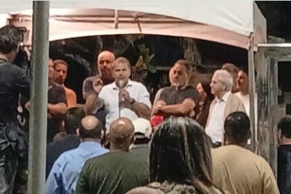 Palanque cheio, plateia vazia: inauguração de Frederico chama atenção em Campos