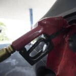 Mais álcool, menos gasolina: governo quer 'batizar' ainda mais o combustível e especialistas alertam para risco